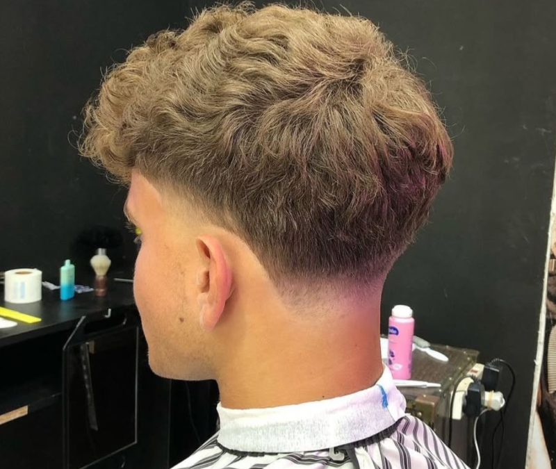 Le taper fade : un dégradé homme incontournable et ultra tendance à découvrir