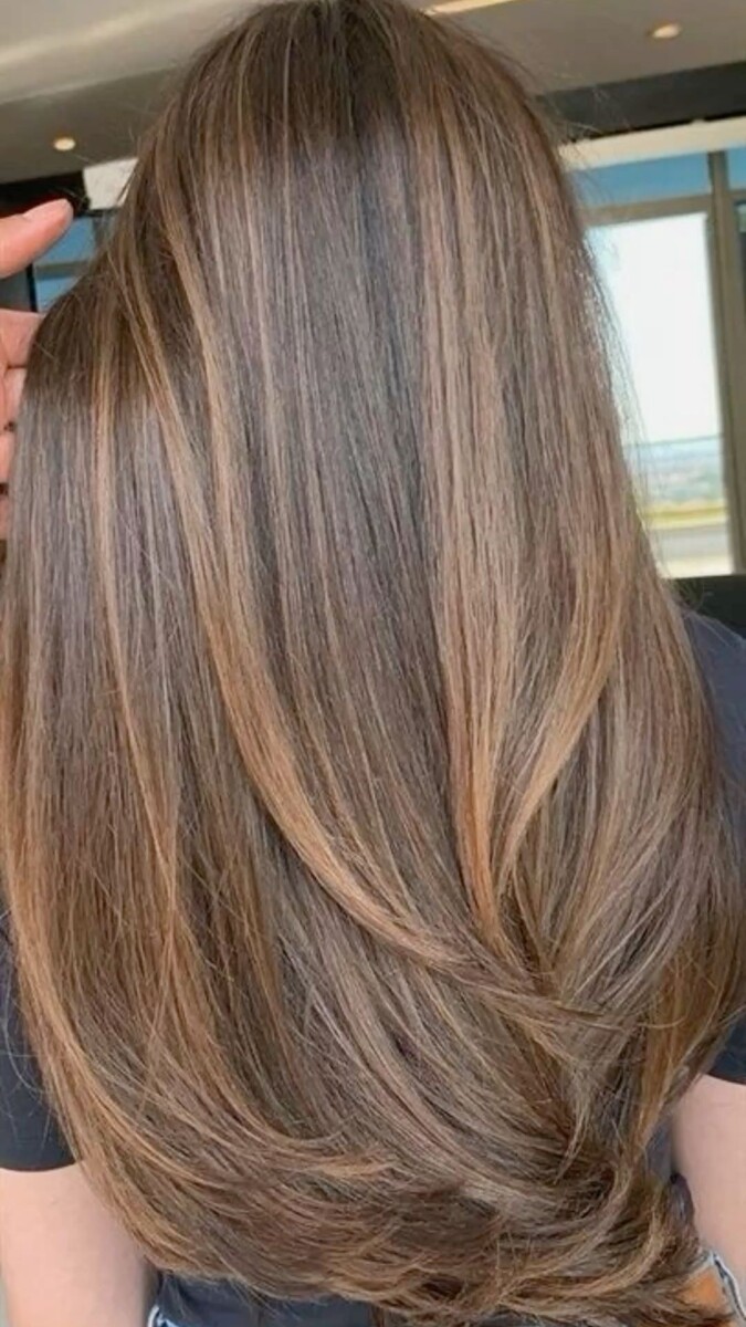 Balayage caramel cheveux bruns
