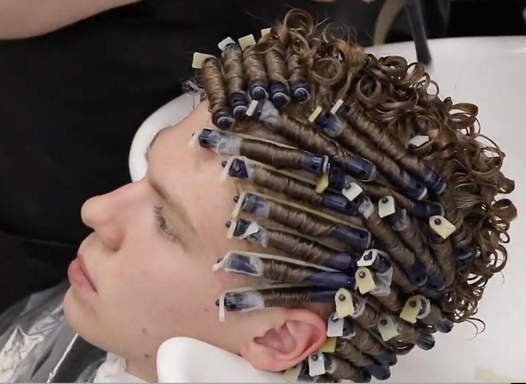 Permanente homme boucles Québec