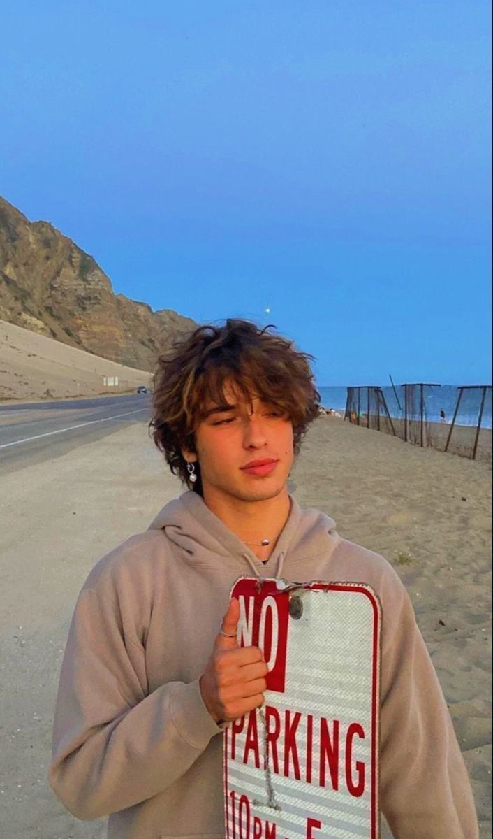 coiffure surfeur homme