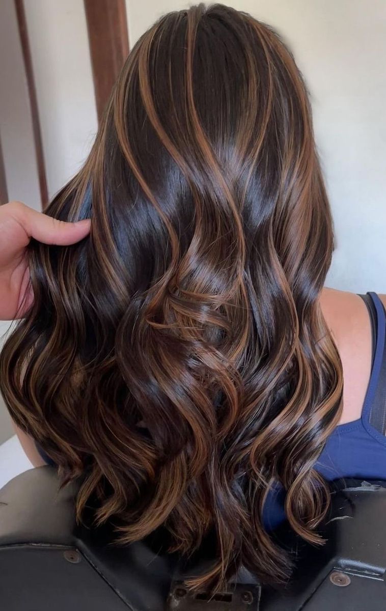Balayage caramel cheveux bruns